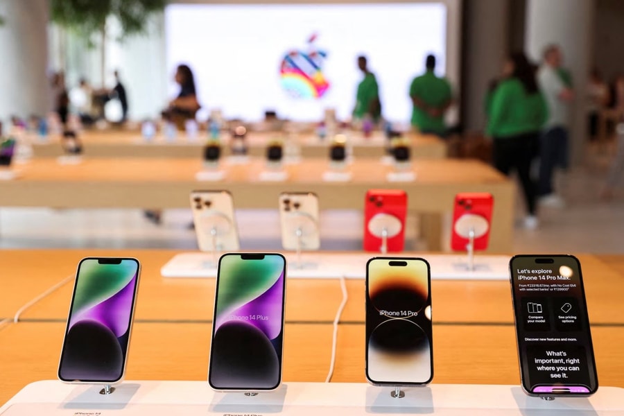 Apple vận chuyển 600 tấn iPhone từ Ấn Độ đến Mỹ bằng đường hàng không, tránh thuế quan của ông Trump