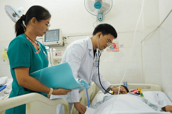 Thoát khỏi suy tim nhờ kỹ thuật TAVI