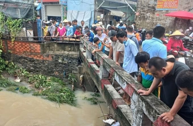 Tìm thấy thi thể bé gái bị nước cuốn trôi trong cơn mưa lớn tại Đồng Nai