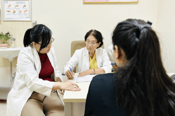Điều kỳ diệu đến với cô gái mang 'buồng trứng của người mãn kinh'