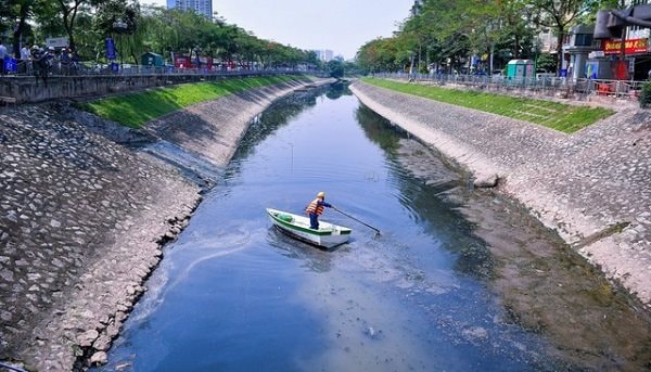 Phương án bổ cập nước 'hồi sinh' sông Tô Lịch
