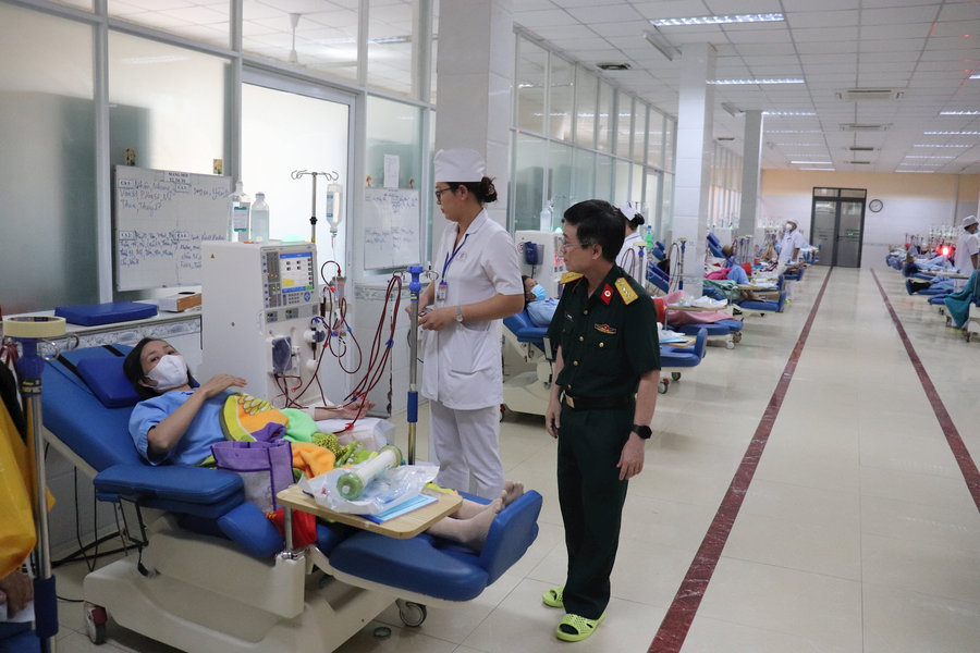Ngày càng nhiều bệnh nhân trẻ phải chạy thận, lọc máu