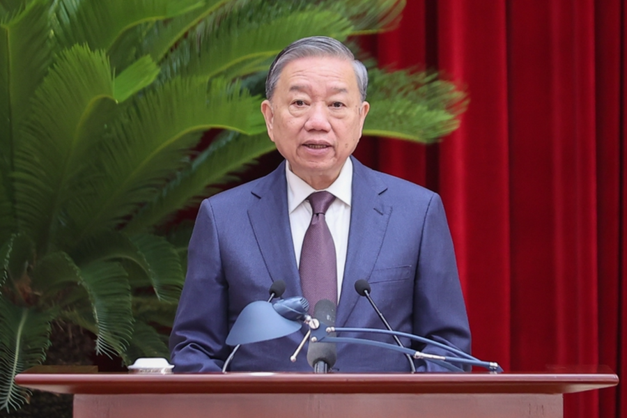 Chuyển trạng thái từ "Vừa chạy vừa xếp hàng" sang "Hàng thẳng, lối thông, đồng lòng cùng tiến" vươn tới tương lai