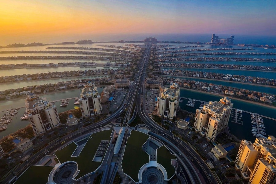 ByteDance, Huawei, Alibaba gặp thách thức ở Trung Quốc, đổ sang Dubai cạnh tranh với Google và Microsoft
