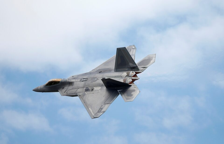 Giải mã sức mạnh tuyệt đối của F-22: ‘Lá bài tẩy’ giúp Mỹ thống trị bầu trời
