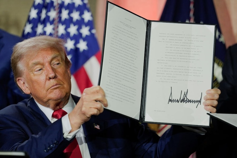 Thấy gì trong Kế hoạch hành động AI do Tổng thống Trump vừa công bố?