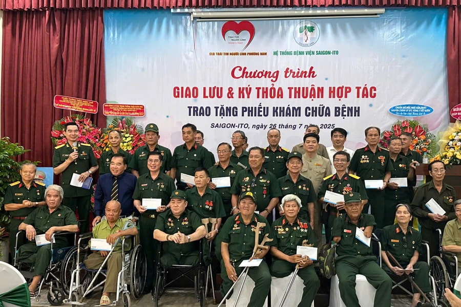 Chăm sóc thương bệnh binh nhân ngày Thương binh liệt sĩ