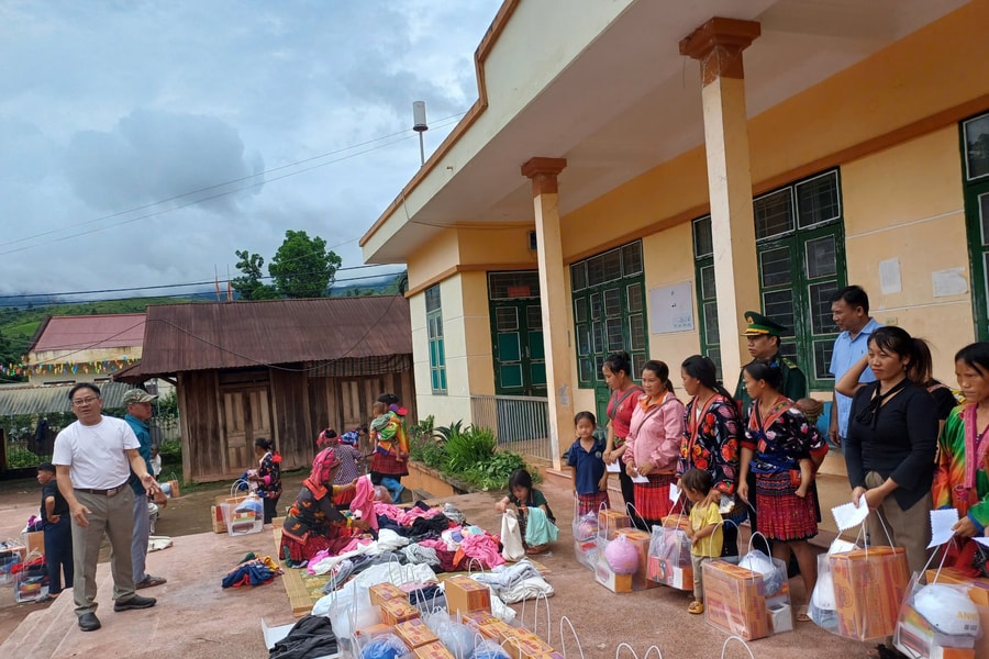 Lan tỏa yêu thương đến vùng cao Mường Nhé