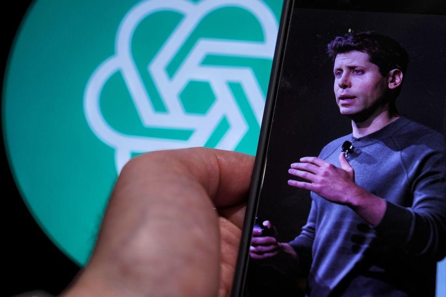 CEO OpenAI nói khiếp sợ GPT-5, ví von với dự án tạo bom nguyên tử