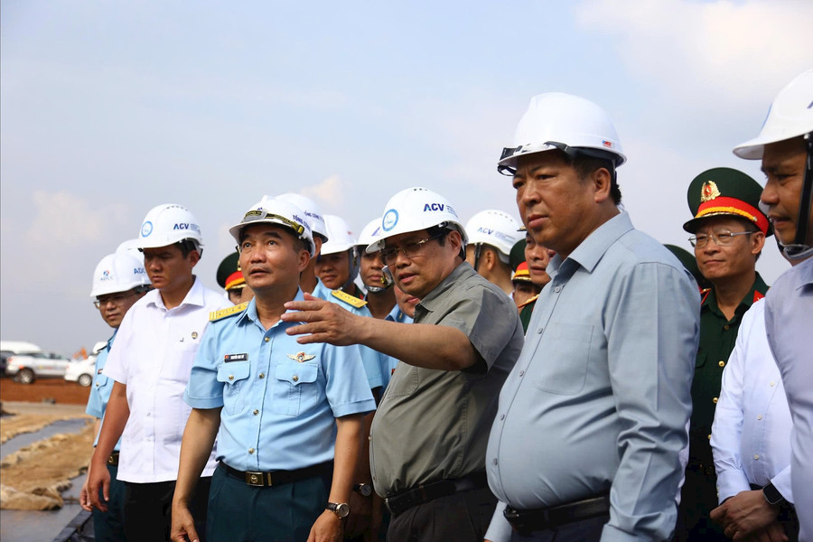 Thủ tướng Phạm Minh Chính thị sát sân bay Long Thành