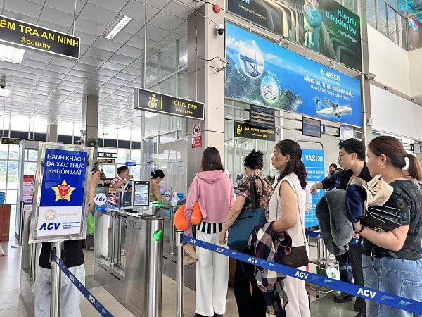 Du khách đi lại dịp 2.9 lưu ý những sân bay áp dụng sinh trắc học