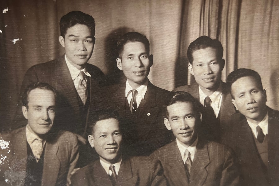 Trung tướng Nam Long – ‘Người cận vệ của Bác Hồ’ qua ký ức của con trai Kỳ 2: ‘Các con ăn được mắm tôm, bố cũng ăn được’