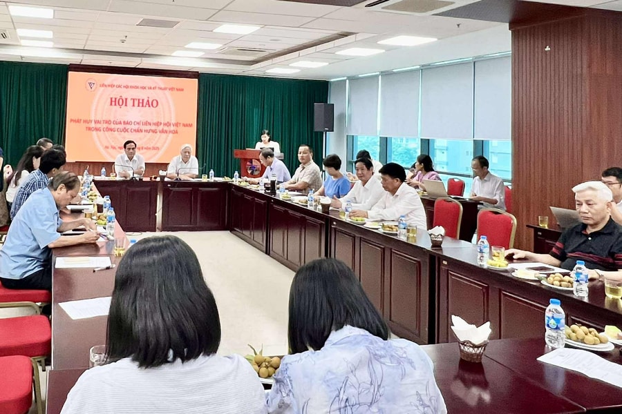 Chấn hưng văn hóa và vai trò đặc biệt quan trọng của báo chí