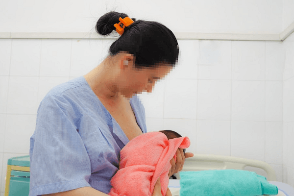 Người phụ nữ ở Tây Ninh mắc hội chứng Budd-Chiari vẫn mang thai, sinh con