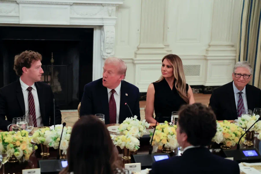 Giới tinh hoa công nghệ ca ngợi ông Trump ở bữa tối AI, Elon Musk vắng mặt