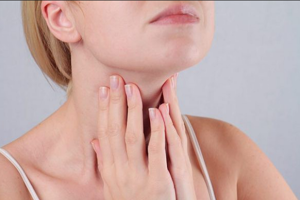 Ung thư tuyến giáp ở phụ nữ tăng đột biến, vượt tỷ lệ ung thư vú