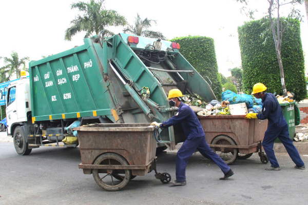 Sở NN-MT TP.HCM: Tạm dừng thu phí rác thải sinh hoạt là không đúng quy định