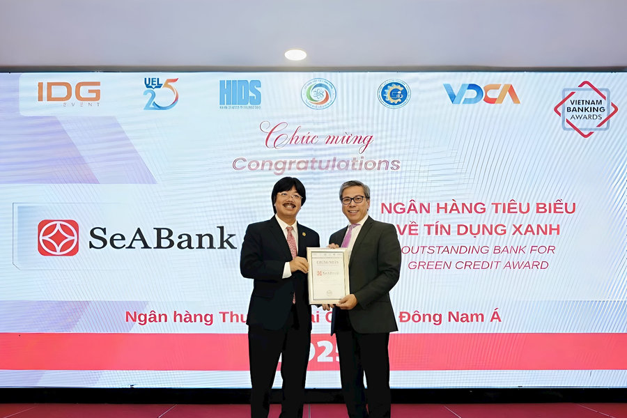 SeABank khẳng định dấu ấn bền vững với 2 giải thưởng Ngân hàng Việt Nam tiêu biểu