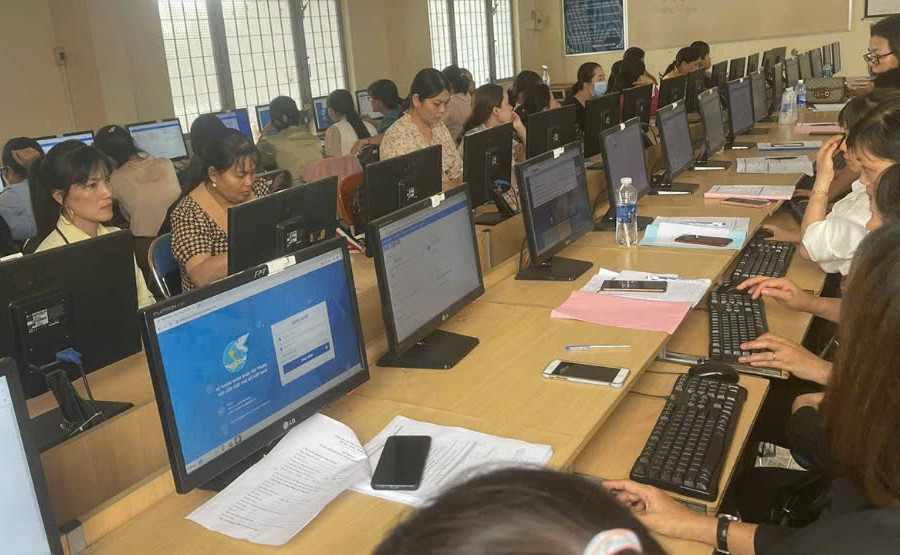 Đồng Tháp triển khai sâu rộng phong trào 'Bình dân học vụ số'