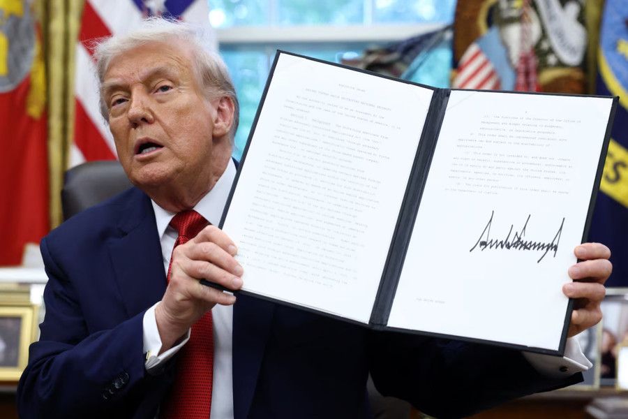 Ông Trump ký lệnh về bán TikTok ở Mỹ, định giá chỉ 14 tỉ USD, nhắc đến ông Tập
