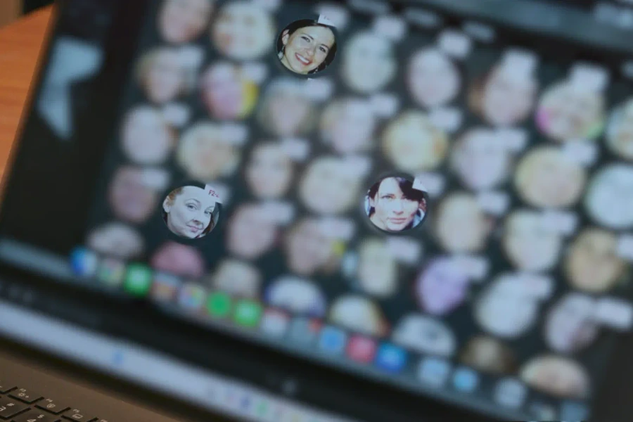 Nudify tràn lan, nhóm phụ nữ sốc vì bị bạn nam tạo deepfake khiêu dâm