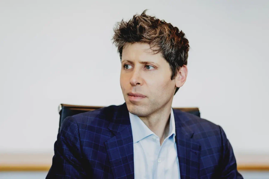 Sam Altman muốn làm nông dân nếu AI chiếm vị trí CEO, OpenAI khiến Phố Wall náo loạn