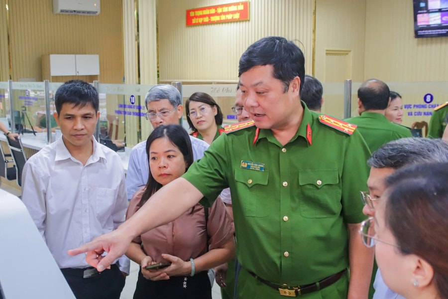 Công an TP.HCM triển khai mô hình một cửa tại cấp xã