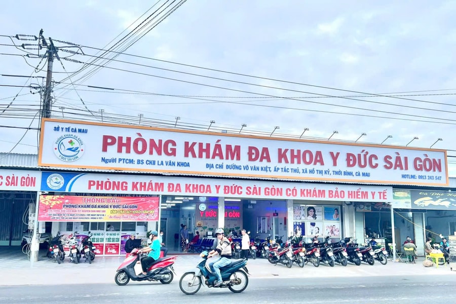 Sử dụng bác sĩ có bằng cấp không hợp pháp, Phòng khám đa khoa Y Đức Sài Gòn bị thu hồi 1,3 tỉ đồng