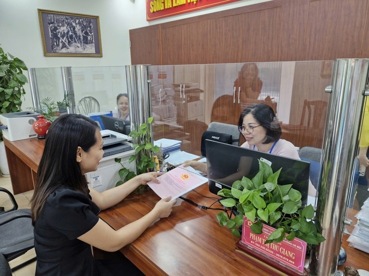 Cục Quản lý đất đai nói gì về việc đề nghị người dân cung cấp bản sao sổ đỏ?