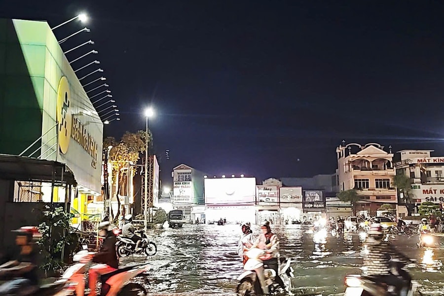 Sụt lún gây ngập lụt ở ĐBSCL