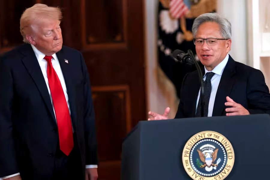 Ông Trump đã giúp Nvidia đạt giá trị hơn 5.000 tỉ USD?