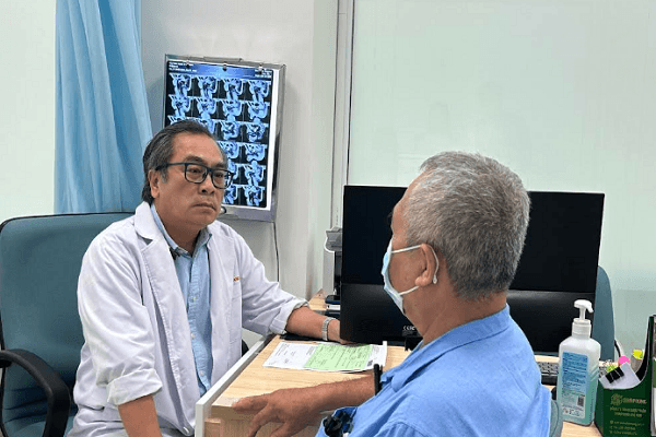 Bệnh viện Bình Dân cứu sống hơn 75% bệnh nhân ung thư tuyến tiền liệt nhờ phẫu thuật robot