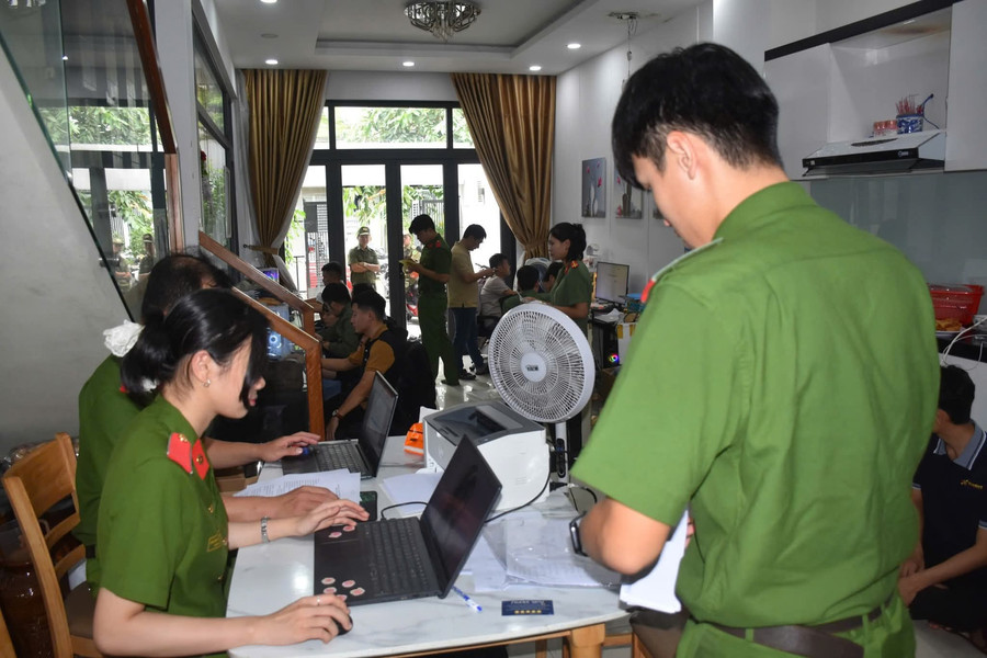 Triệt phá 'nhà máy tài khoản ảo' cung cấp cho các nhóm lừa đảo tại Campuchia