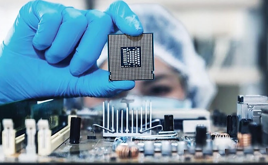 Cạnh tranh thị trường chip là cơ hội cho bán dẫn Việt Nam?