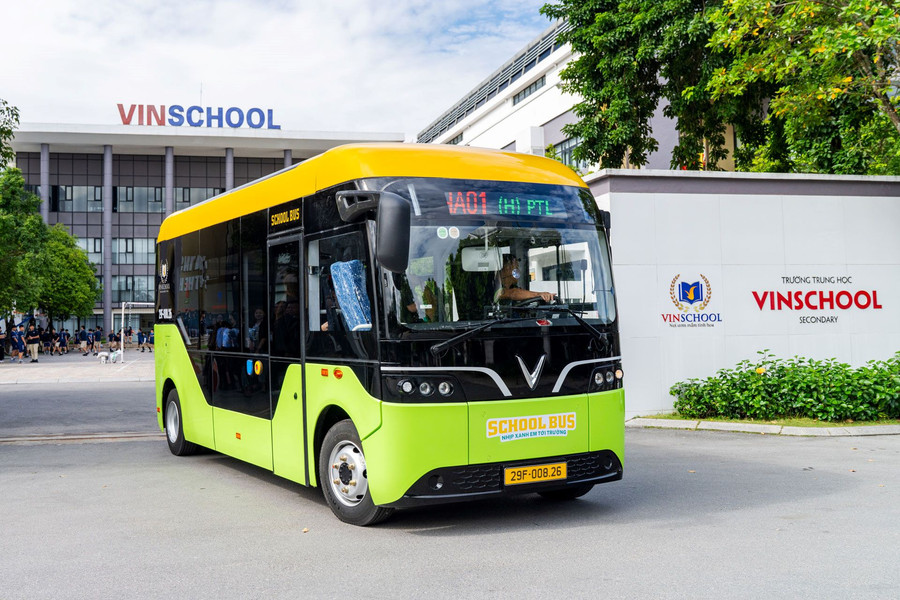 Ra mắt dịch vụ 'xe điện học đường chuyên biệt' đầu tiên tại Việt Nam