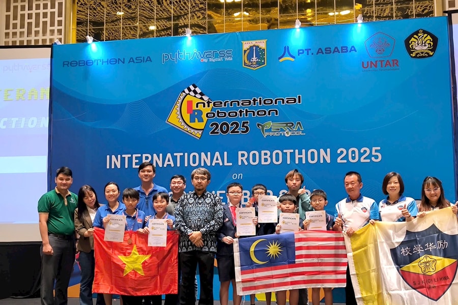 Cuộc thi Robothon quốc tế năm 2025: Học sinh TP.Cần Thơ đạt thành tích cao