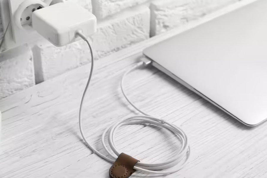 Sạc pin laptop: Đừng để ý mức 100%, hãy chú ý nhiệt độ và thói quen dùng