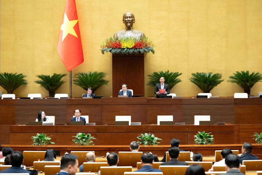 Quốc hội thông qua Luật Dẫn độ và nhóm luật tương trợ tư pháp