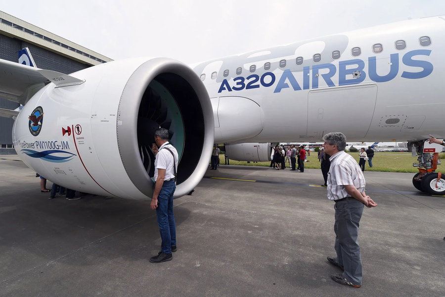 Giảng viên quản lý hàng không nói về việc xử lý lỗi của Airbus 320