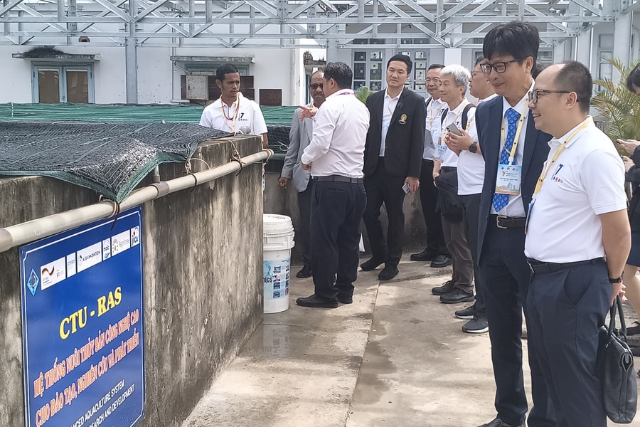 Sinh viên ĐHCT: Tiếp cận công nghệ mới nhờ mô hình thực tập chuyên sâu