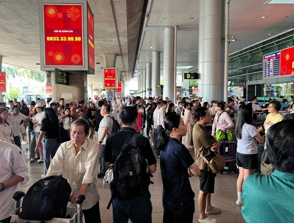 Tết Dương lịch 2026: Khi 'mắt thần' AI giải bài toán ùn tắc nghìn tỉ