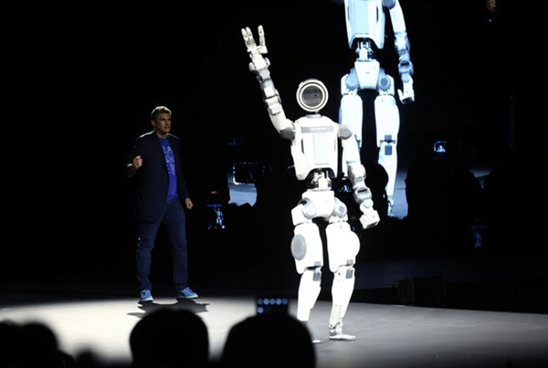 Vì sao Atlas được bình chọn là robot tốt nhất CES 2026?