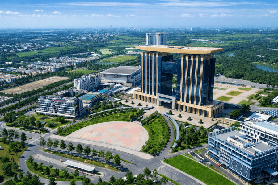 Hạt nhân khoa học công nghệ đặt giữa vùng sản xuất