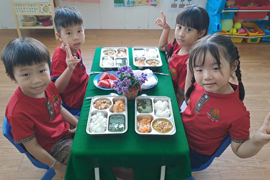 Quyết liệt xử lý vi phạm an toàn vệ sinh thực phẩm: ‘Con heo’ chui lọt… hộp thiếc
