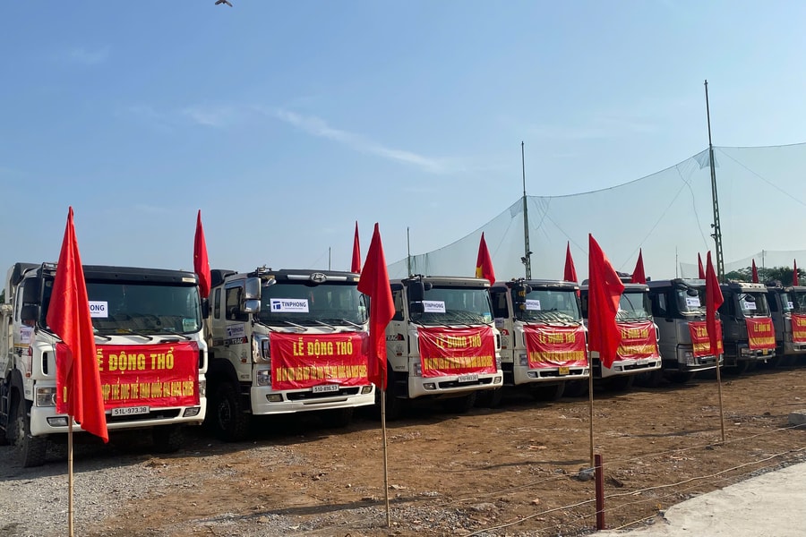 TP.HCM động thổ Khu thể thao Rạch Chiếc