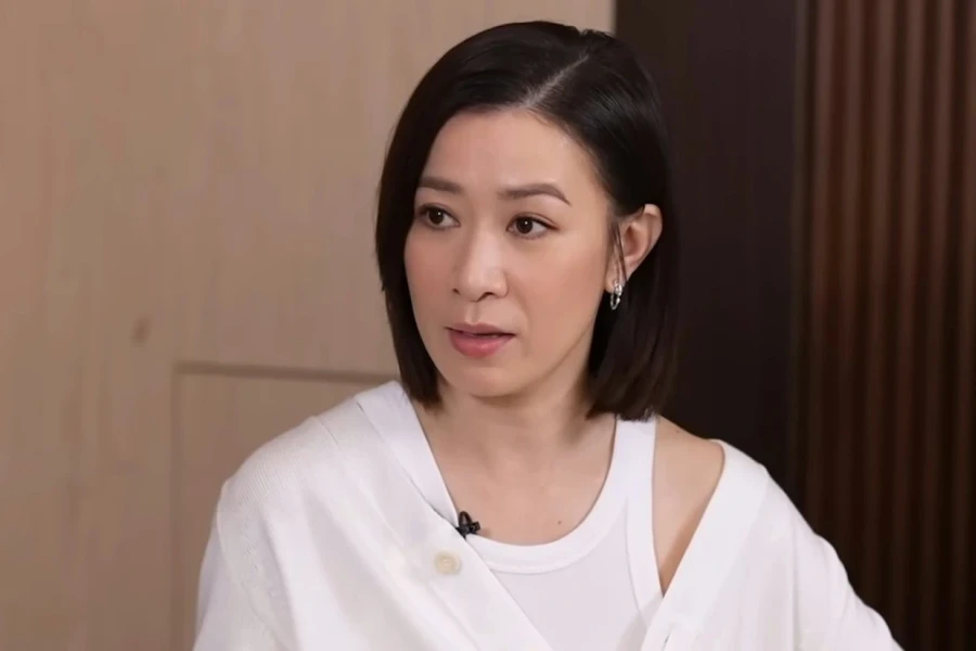 Mẹ mắc ung thư, ‘Thị hậu TVB’ Xa Thi Mạn lập di chúc ở tuổi 50