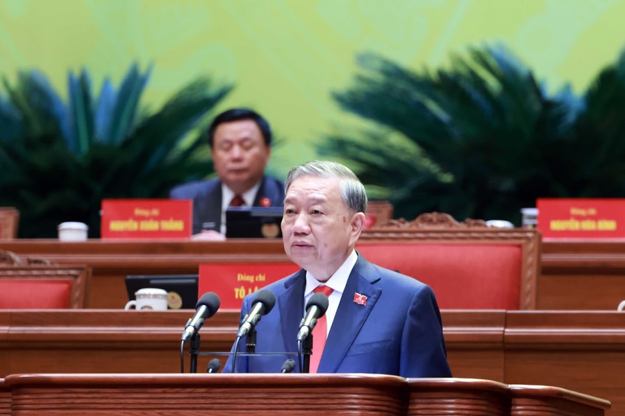 Toàn văn Báo cáo của Ban Chấp hành Trung ương Đảng khóa XIII về các văn kiện trình Đại hội XIV