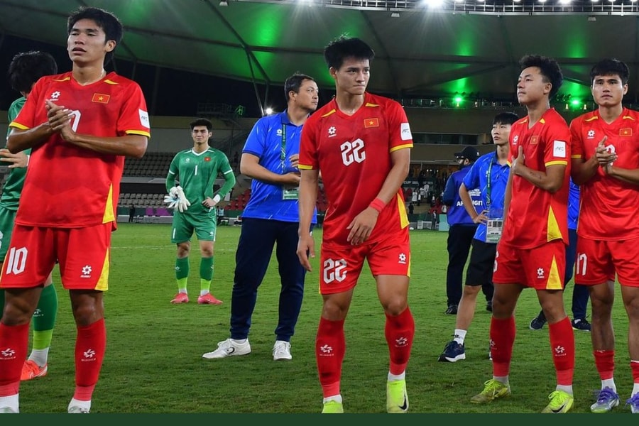 U23 Việt Nam hạ xuống mặt đất - thế mà lại hay