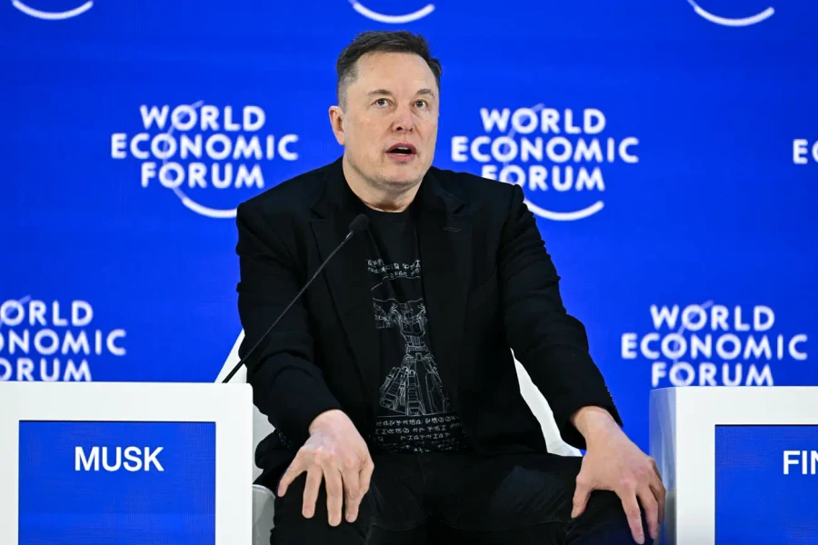 Elon Musk chê Davos nhàm chán nhưng có nói điều gì mới ở màn ra mắt?
