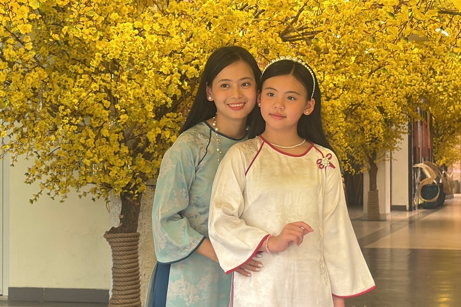 Áo dài xuống phố, Tết lên khung hình ở trung tâm TP.HCM